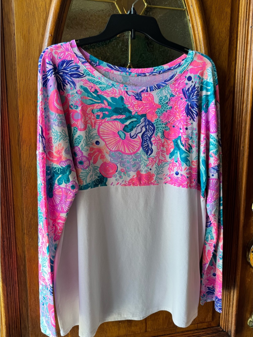 Lilly Pulitzer Size XL Women’s Floral Long-Sleeve Top - Pink & Teal